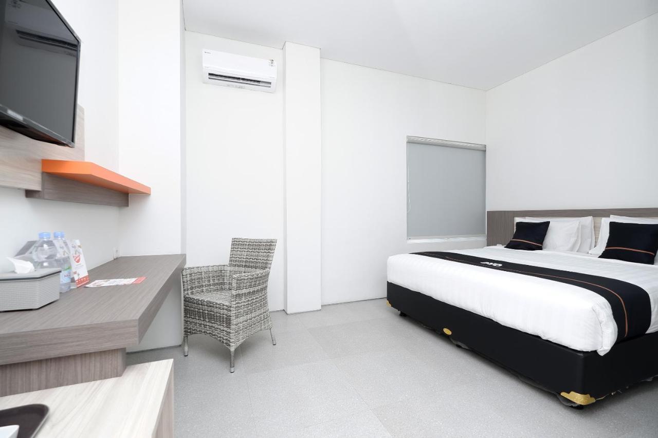Hotel Oyo 2298 Jebres House Syariah Solo Zewnętrze zdjęcie